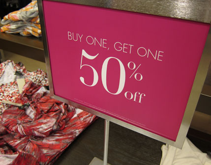 ONS releases flat November retail sales figures