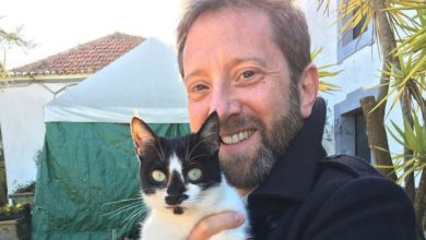 Harry Eckman of Changes for Animals celebrates award