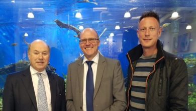 Defra minister visits Pets at Home