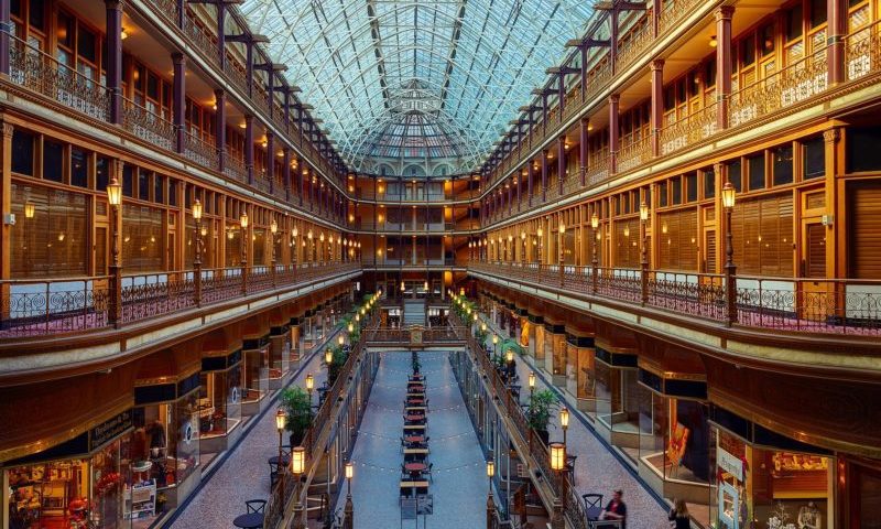 Retail administrations increase in five-year-first