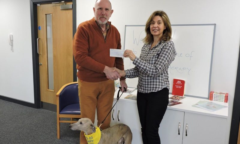 Orvis UK raises over £2,000 for Pets As Therapy