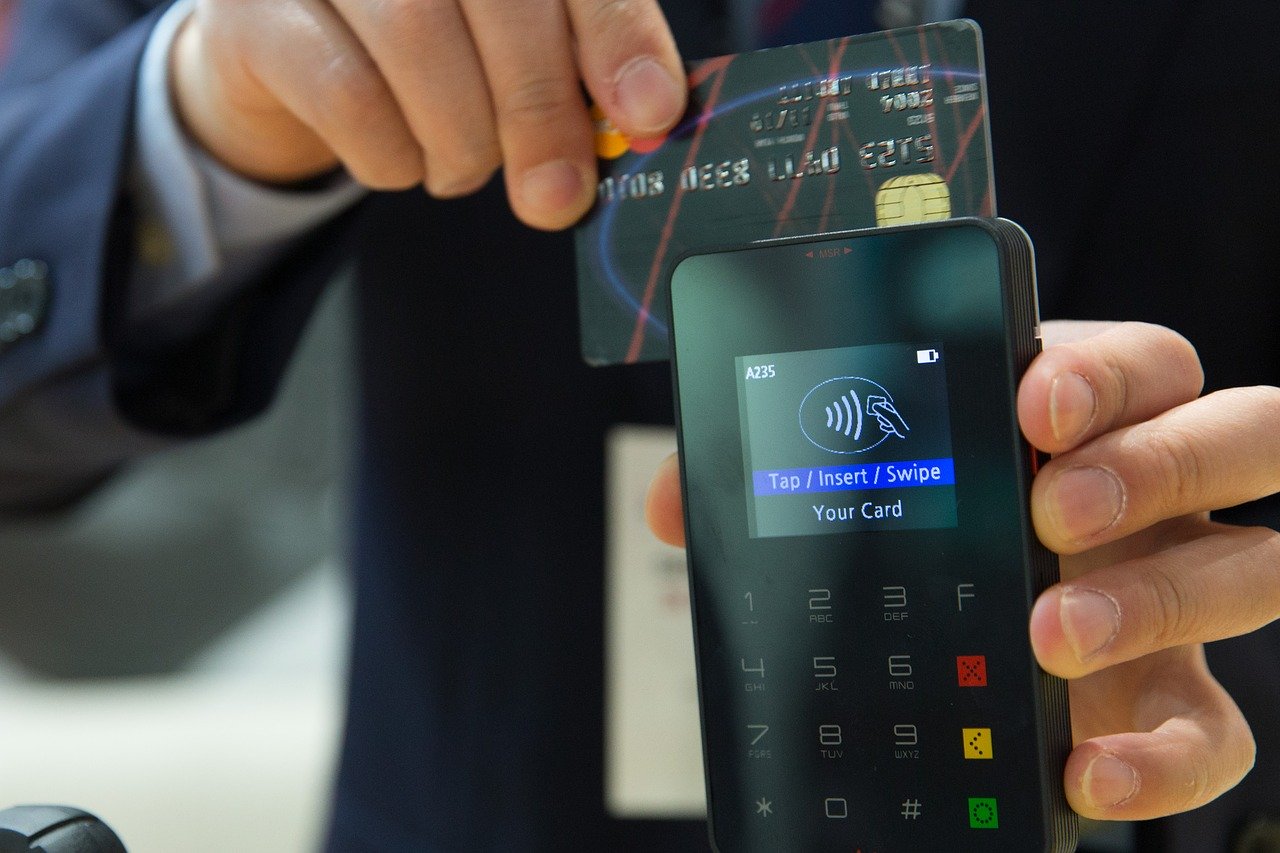 Contactless limit to hit £100 in October
