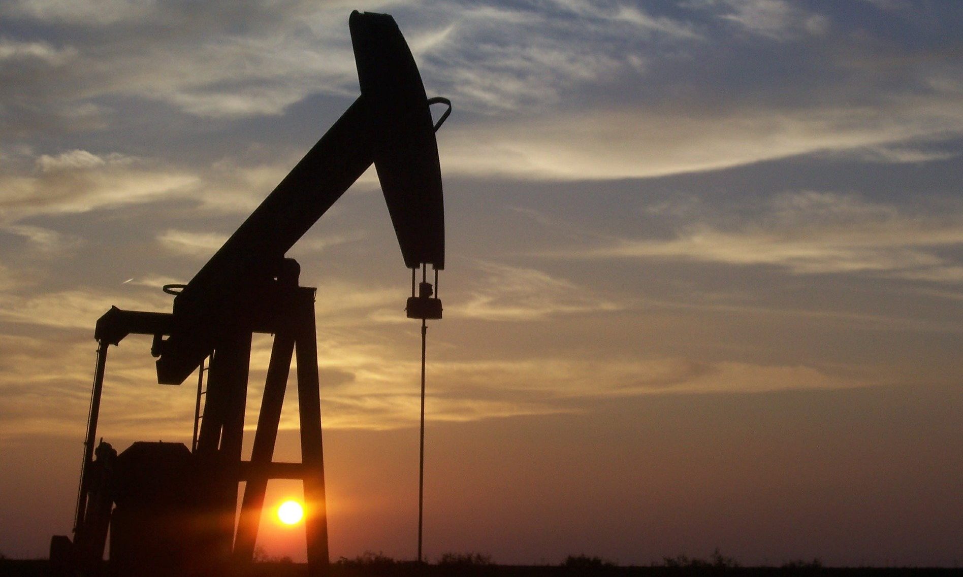 Oil prices plunge, Virgin Australia could crash land, Nasa robots controlled from the kitchen table