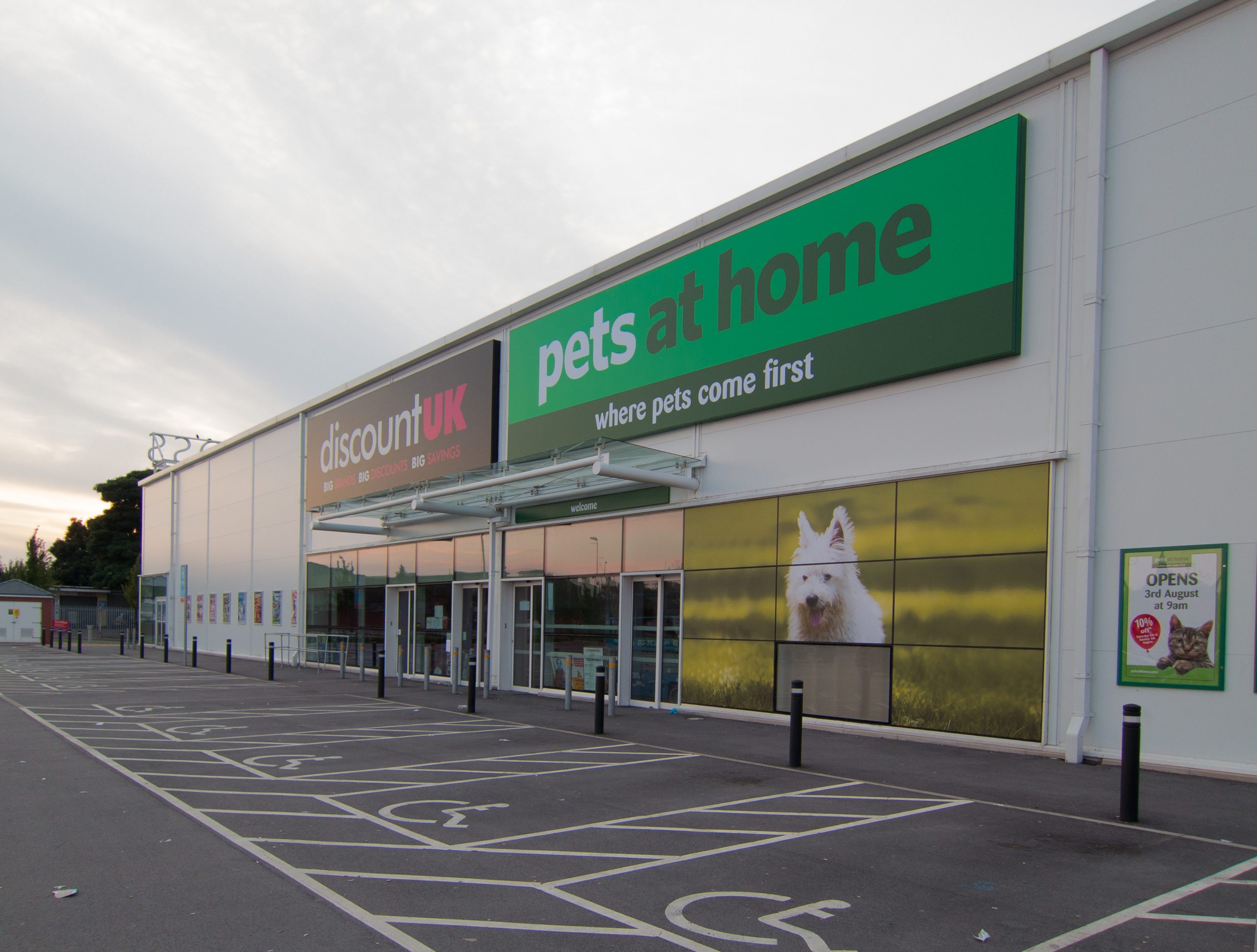Pets at Home launches ‘one hour’ click-and-collect service