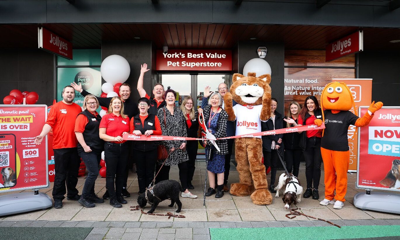 Jollyes opens new pet store in York