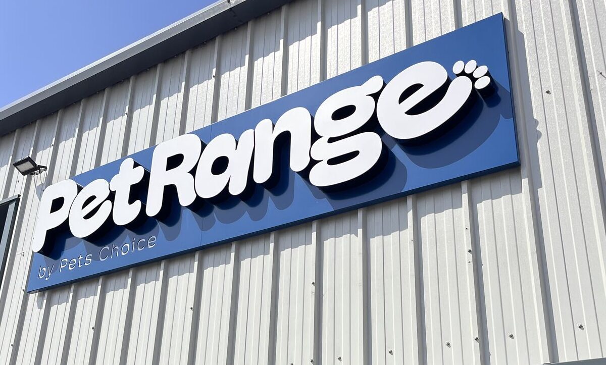 Pets Choice opens first factory outlet in Blackburn