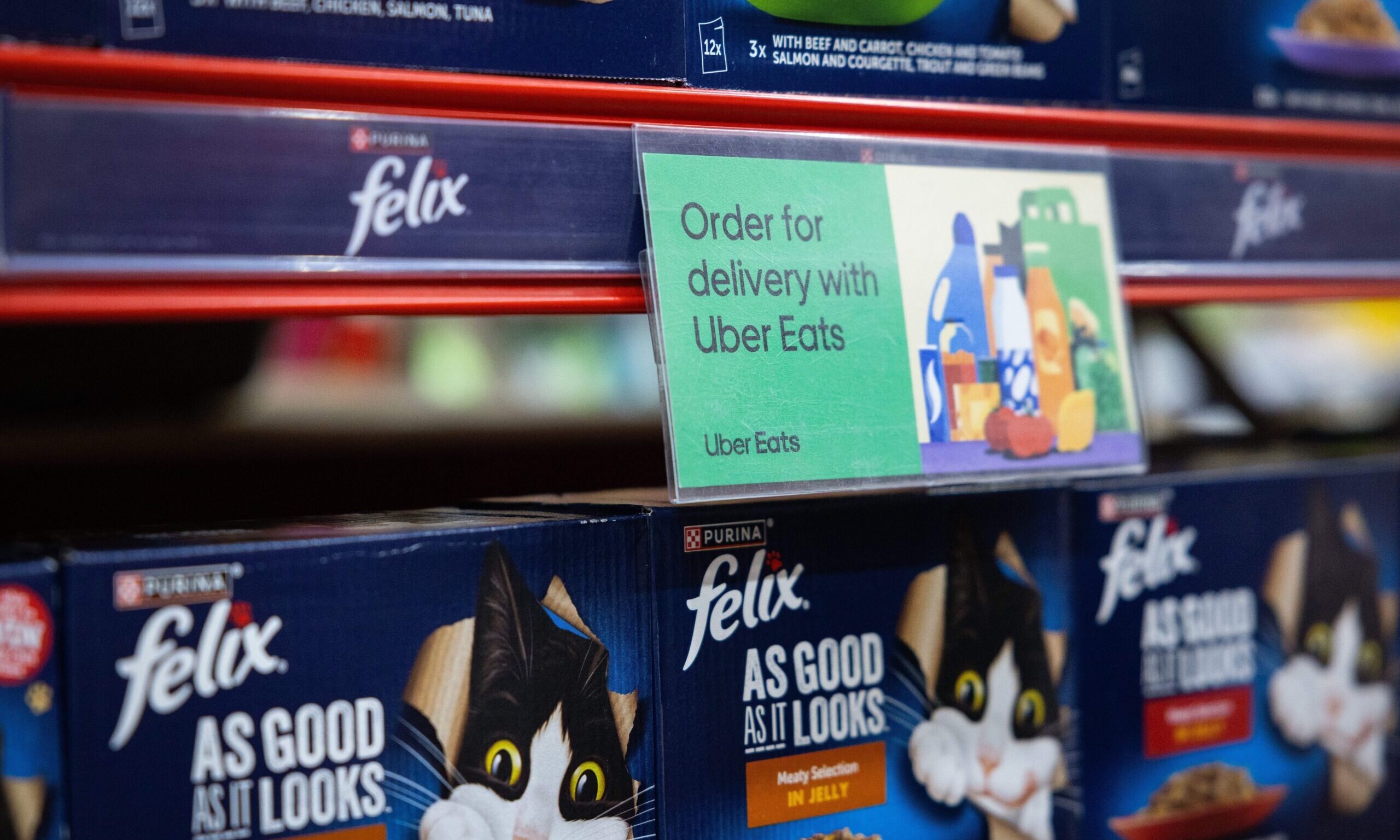 Jollyes partners with Uber Eats for on-demand pet food delivery