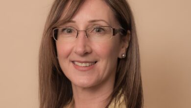 Petpals celebrates 20 years of franchise support manager Tracey Dawber