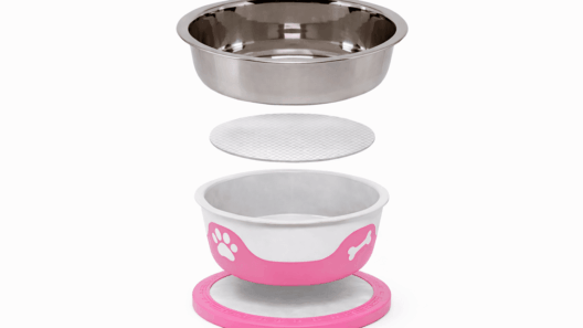 Buffalo Co. launches ThermaCool dog bowls into Jollyes