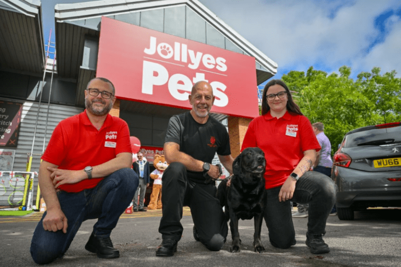 Jollyes opens new Yeovil store